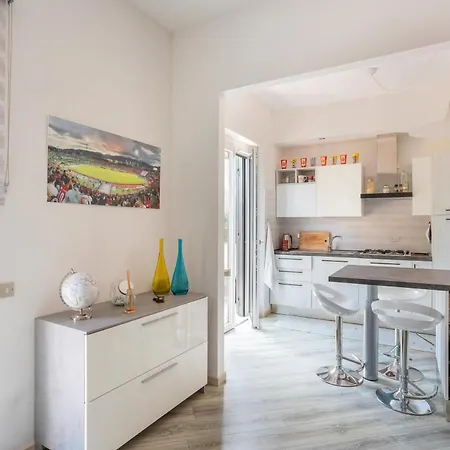 Rocca House Apartment Angera