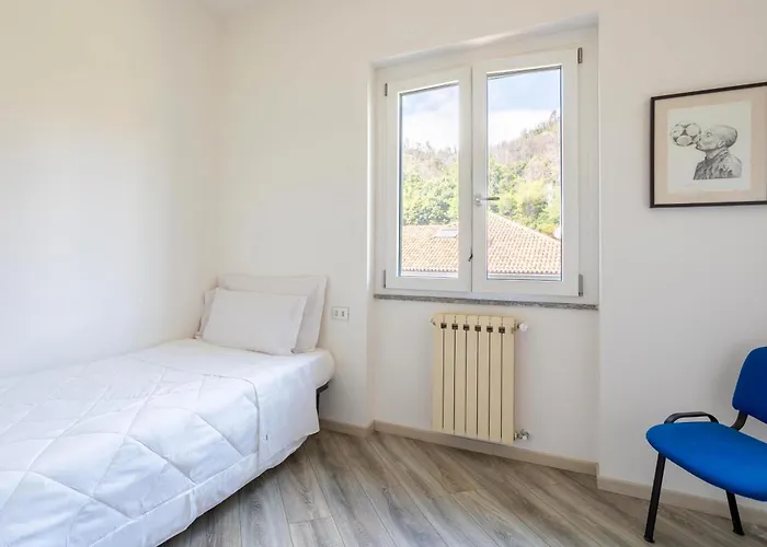 Rocca House * Angera