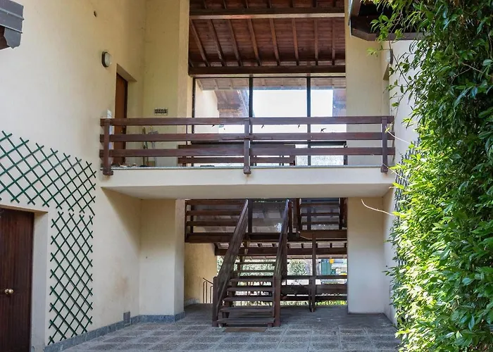 Rocca House 아파트