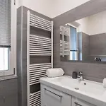 Rocca House