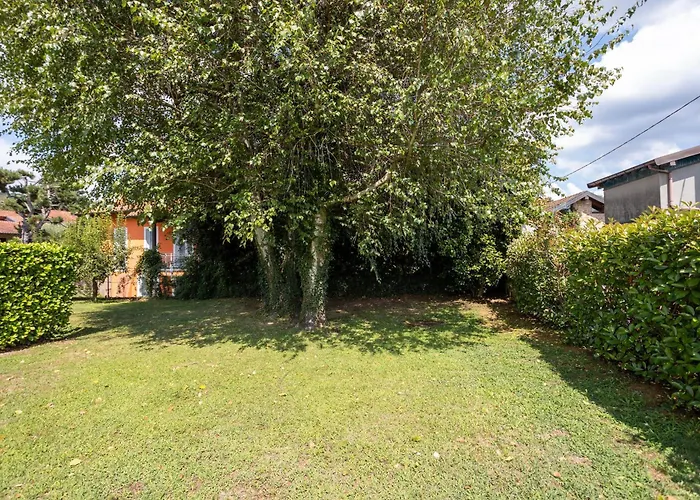 Rocca House * Angera